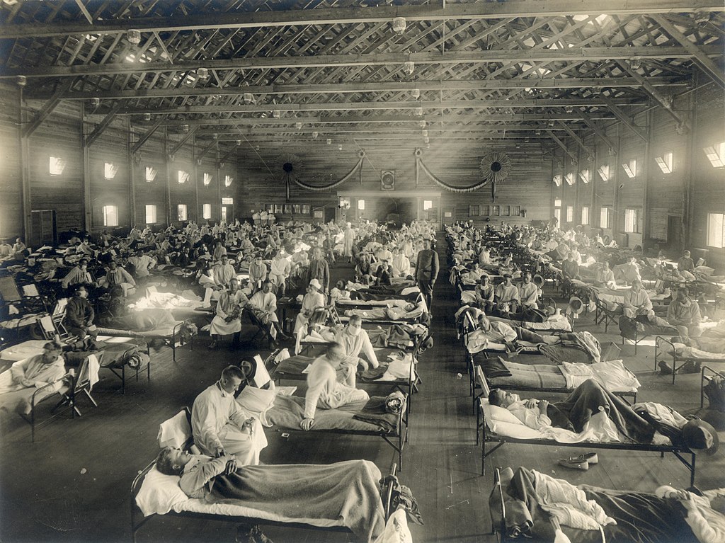 Today in 1918-during #WW1-Pvt. Albert Gitchell reported to the hospital at Fort Riley, Kansas, complaining of sore throat, fever & headache. Soon after, scores of his fellow soldiers had reported similar symptoms, the first cases in the historic influenza or #SpanishFlu pandemic.