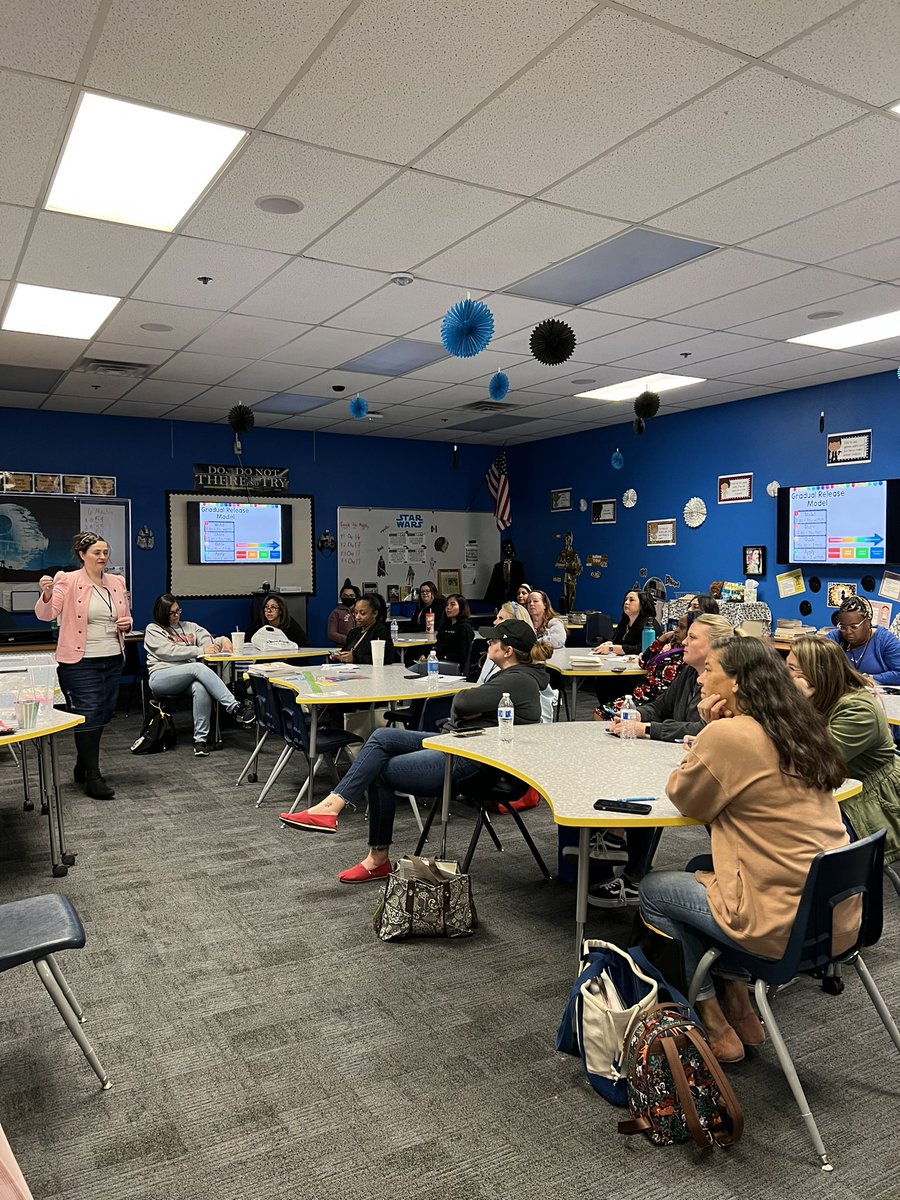 christine mecham tweet media