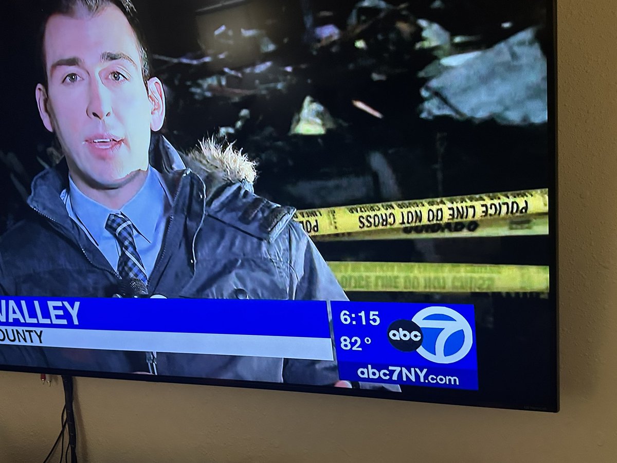 jafking's tweet photo. @ABC7NY might wanna check your weather banner! If we go by you I’d be swimming now! https://t.co/sGRKdLokHw