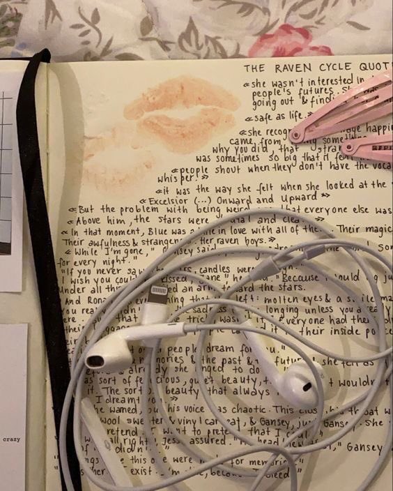heartbreakmarta's tweet photo. books recs for each trope🦉🧺🧸
—a thread https://t.co/QCFl6u6FnI