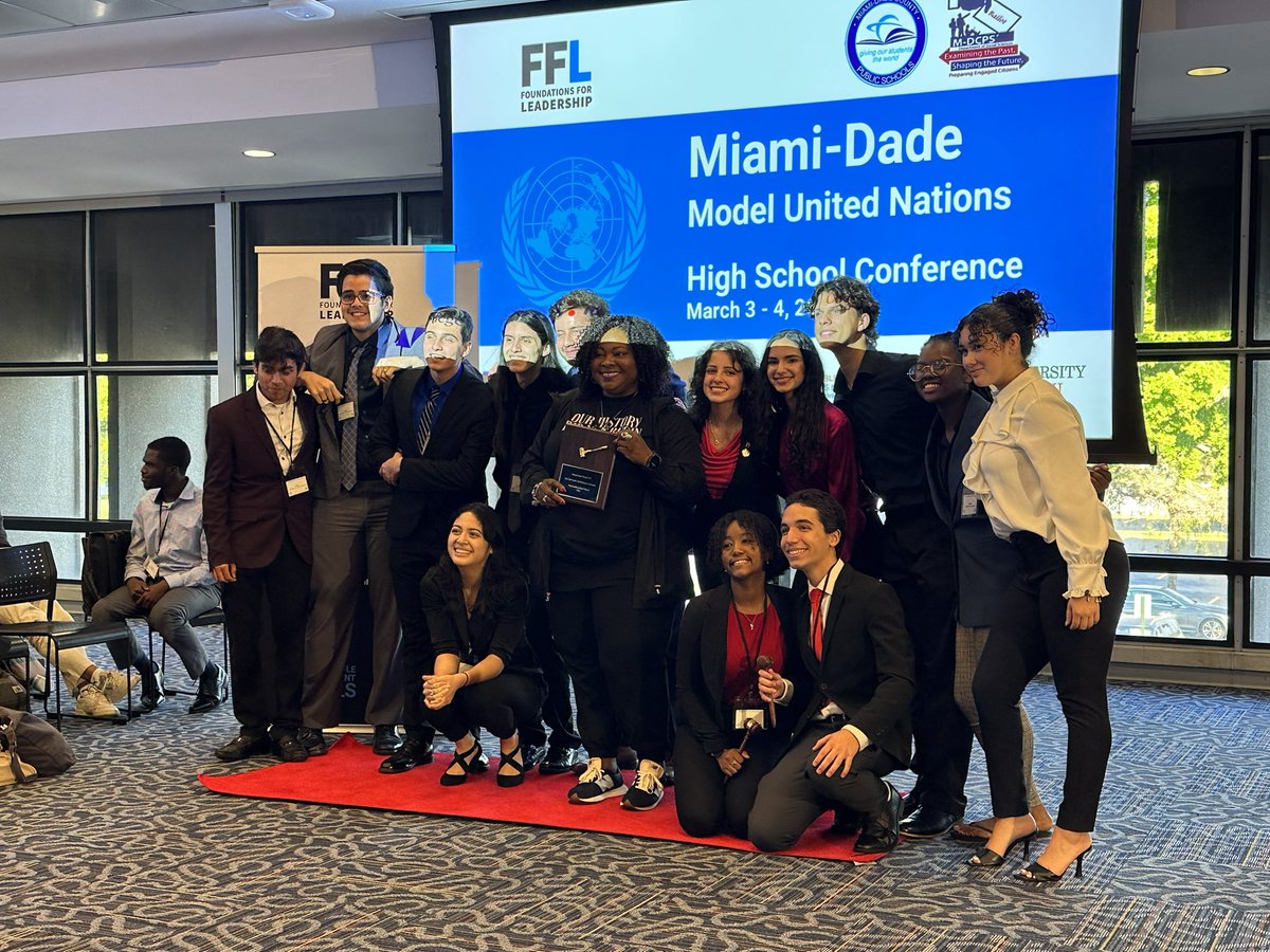 MDCPSSocialSciences tweet media