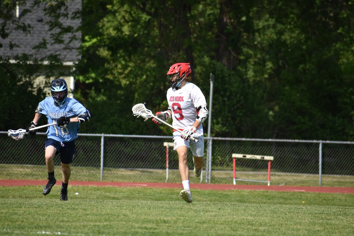 RedHookLacrosse's tweet photo. Daily Pic #offense #gotogoal #8togo #areyouready #raiderpride https://t.co/b2f5Rp9BPa