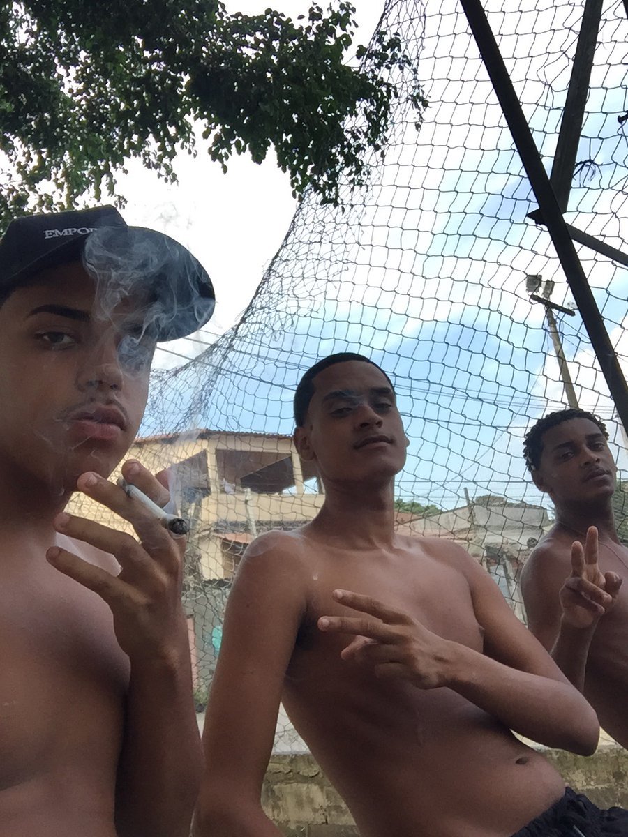 chicobalao22's tweet photo. Tarde de paz com meus fx🕊💪🏽🥋 https://t.co/iF2WX7hQlj