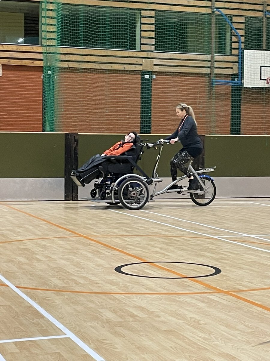 YsgolHenFelin's tweet photo. #YHFSEREN-We loved our Cwm Cycling session. ⭐️⭐️⭐️ https://t.co/0DzwdbgmHG