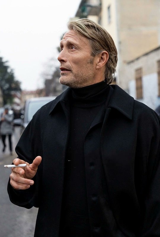 themadsm's tweet photo. #MadsMikkelsen <3 https://t.co/EFbPtnFigj