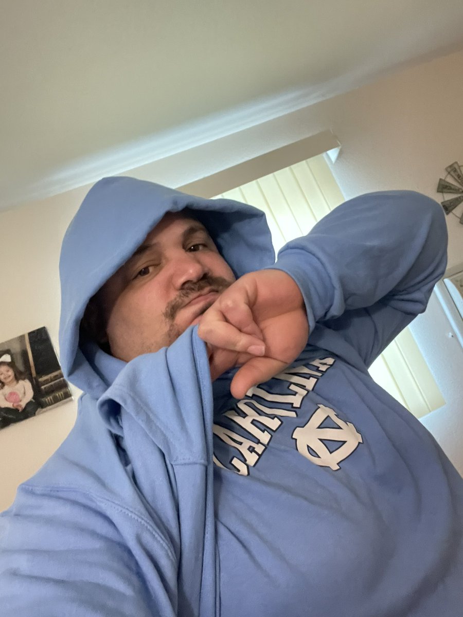 MikeG4185's tweet image. Let’s gooooooo #uncvsduke