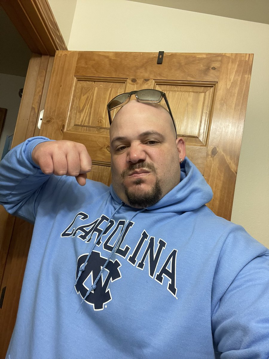 MikeG4185's tweet image. Let’s gooooooo #uncvsduke