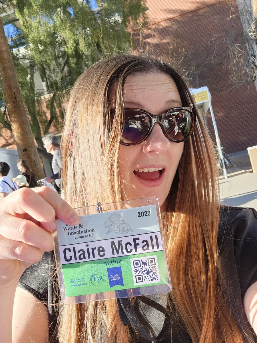 Hanging out at the #TucsonFestivalofBooks . Brilliant panel this afternoon with <a href="/sabaatahir/">Sabaa Tahir</a> and <a href="/sunyamara/">Sunya Mara</a> on #FastasyWorlds.