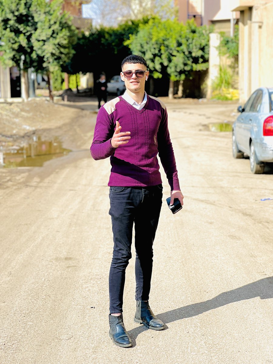 في يوم ميلادي 💙🍁
اللهم إني أشهدك بأني قد رضيت بكل ما أردته بحكمتك فيما مضي ، و اني راضي تمام الرضي عن كل ما تريد و تدبره بلطفك فيما هو قادم 🙏🏻💙