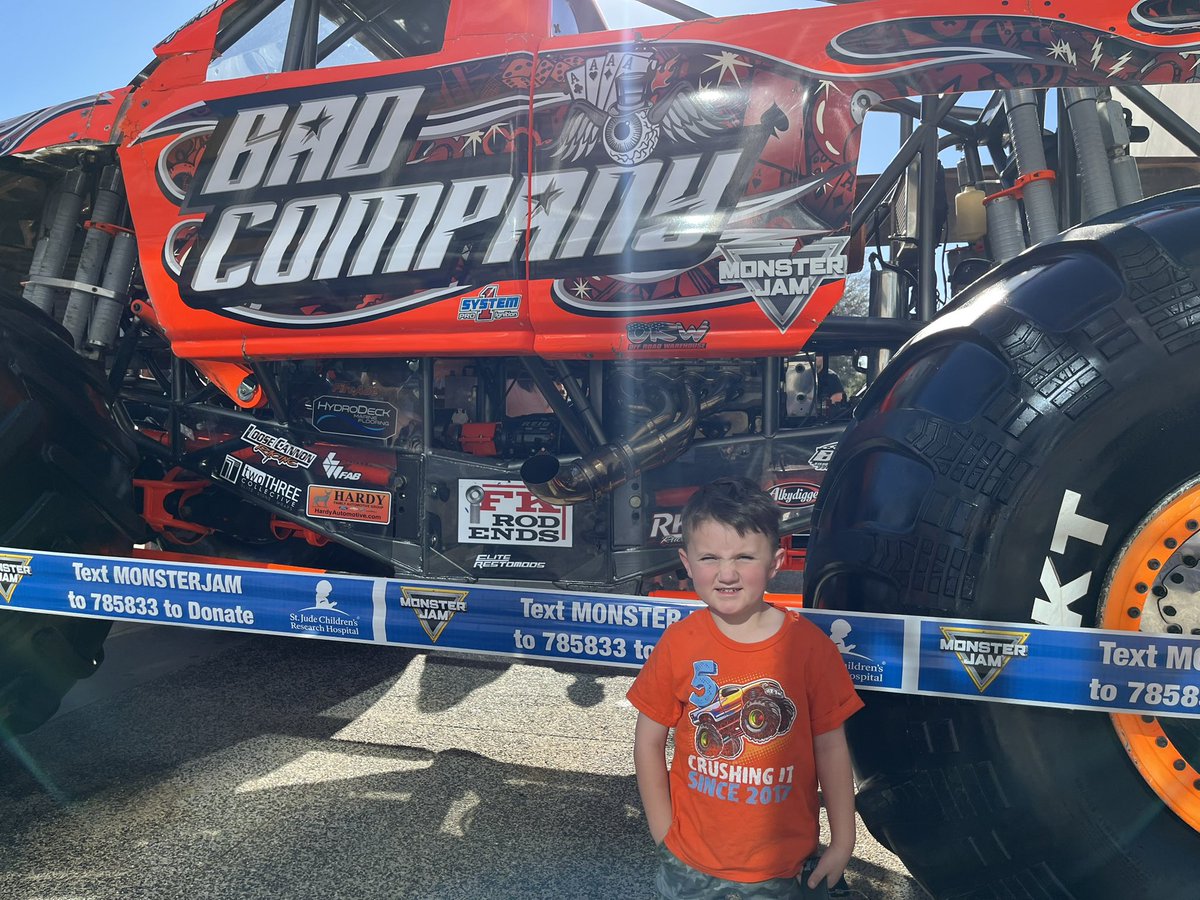 TheColt337's tweet photo. #MonsterJam https://t.co/cQGonYacDf