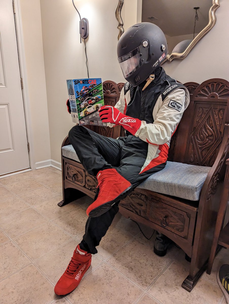 Edith_Elan's tweet image. @SparcoOfficial thank you for the hubby's new safety gear and... (1/2) #funwithcars