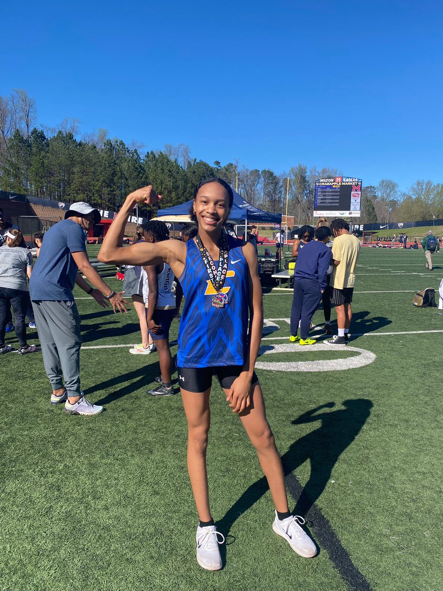 kayabookersb's tweet photo. Took home some gold and silver today. Close 2nd in the 400m with a GA State Top 50 time &amp; 1st place for our 4x200m! Still have lots of work to do; very excited for this season! Go Hooch!💪🏽 @hoochathletics @dale_serie @bombercoach @nrod935 @Los_Stuff @LegacyLegendsS1 @TopPreps https://t.co/z9kPsjowa1