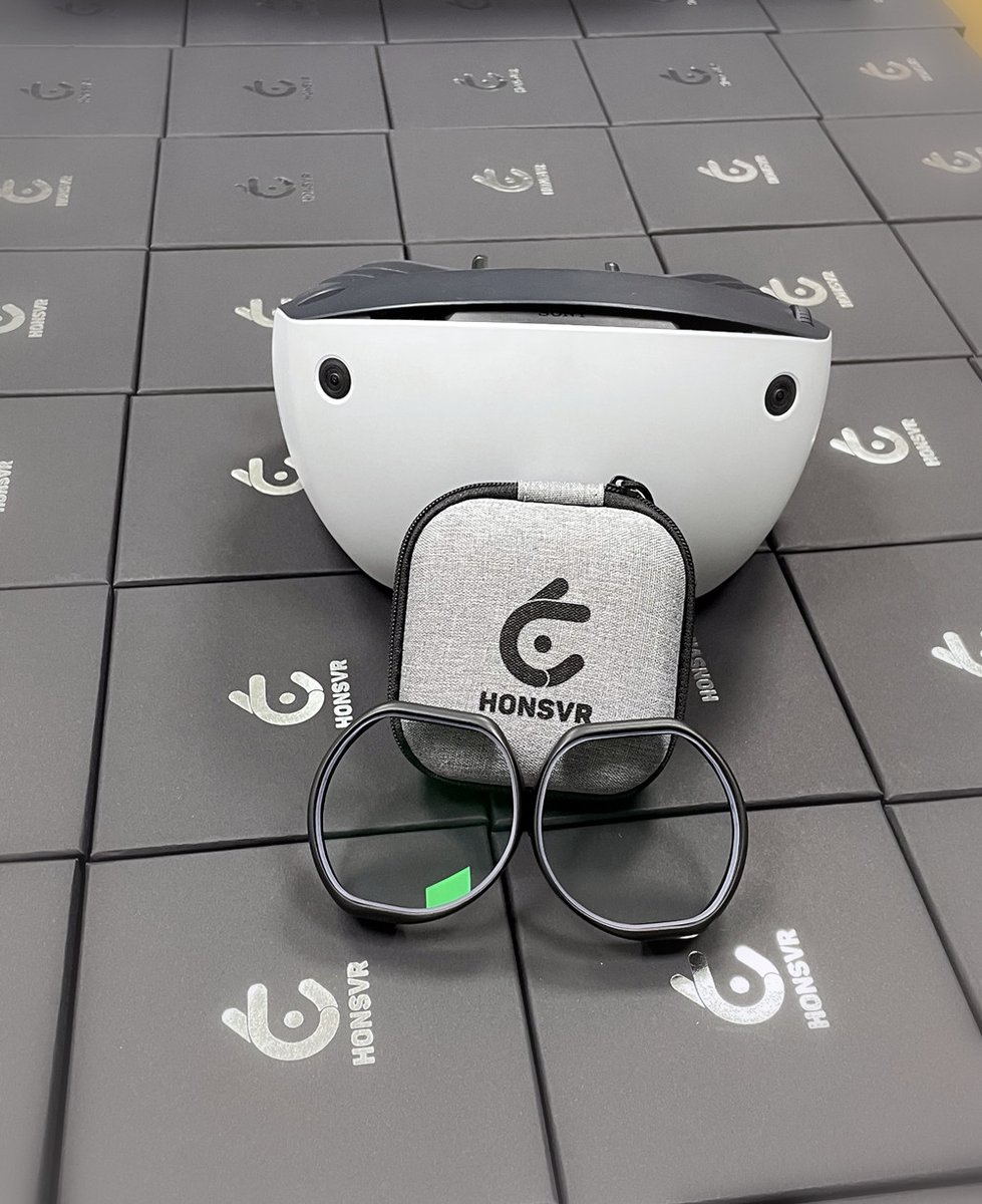 HonsVR tweet media