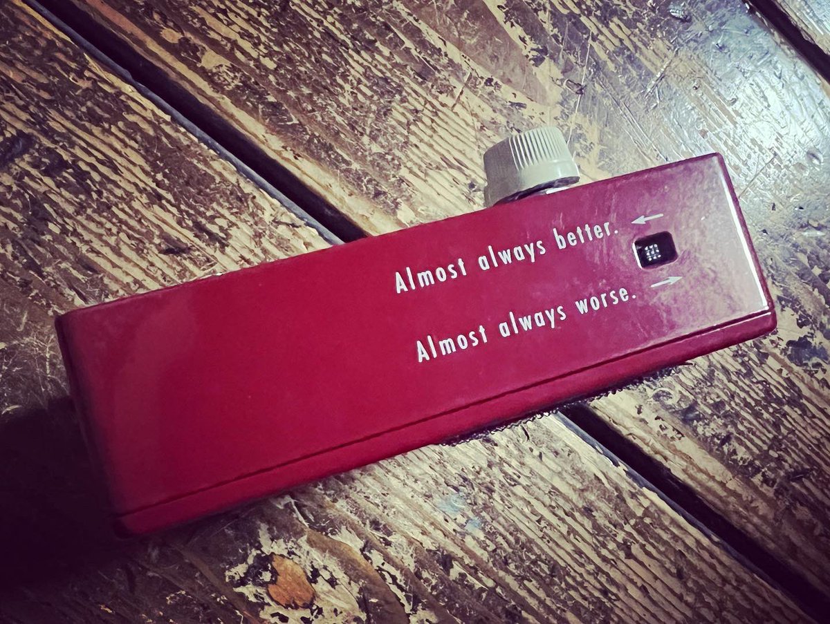 efmaniac's tweet image. KLON KTR

久々に弾いたけど、デカいCentaurより個人的には好きかも

持っていたのに売ってしまったのが悔やまれる…

T氏、機材提供ありがとうございます😊

#エフェクター
#klon 
#ktr