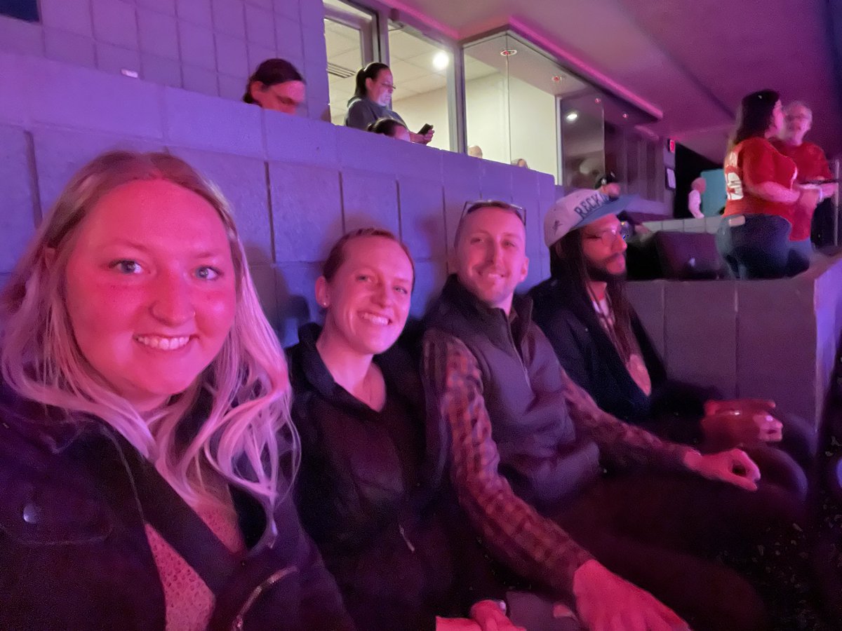 kaminskers's tweet photo. Another night of hockey with the best! #GoGRG https://t.co/Pnwgo3z8K9