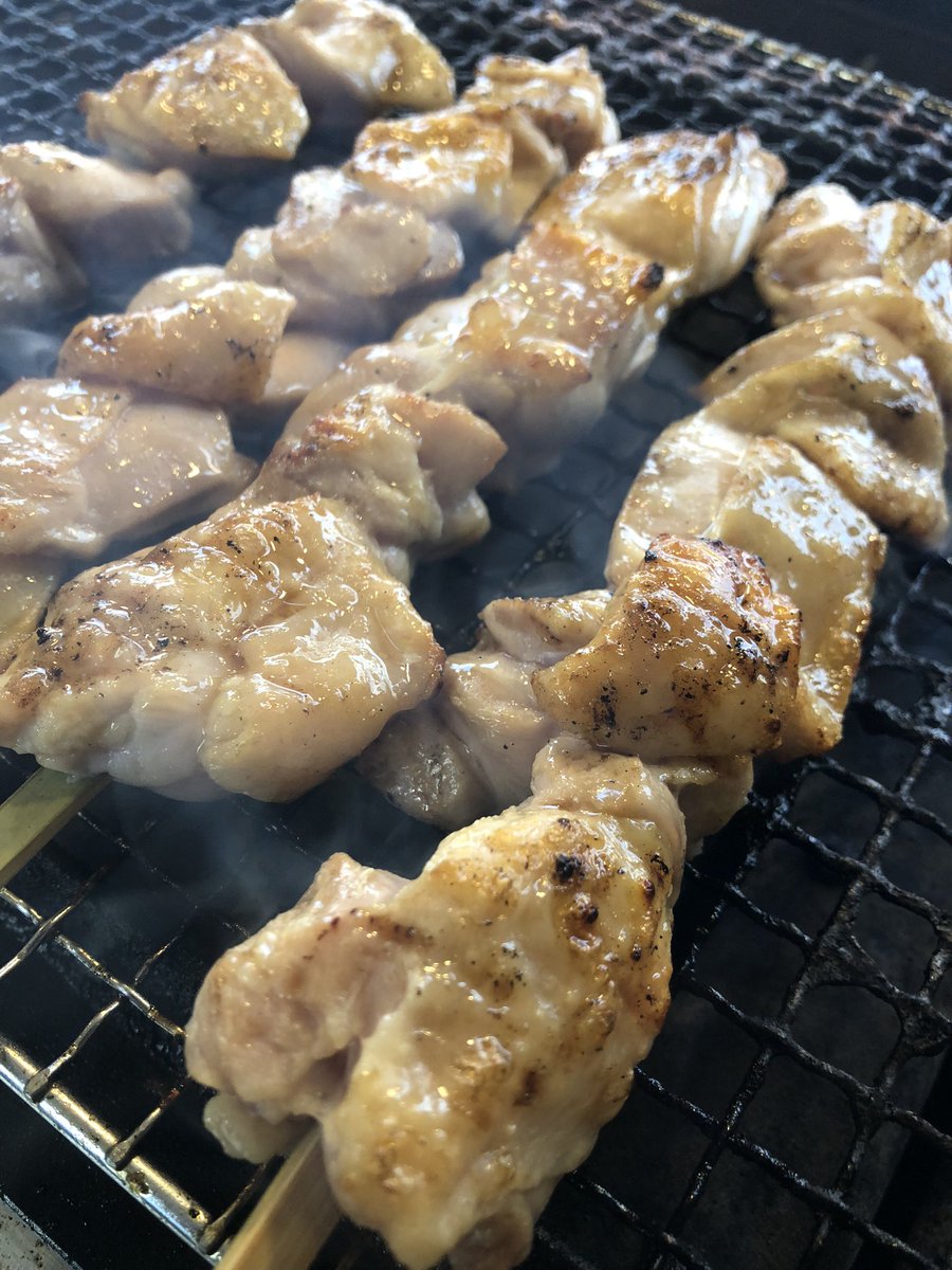 本日、ラムかなぁは常陸太田市の
鯨ヶ丘にて
錦爽どりでっけ〜串で出店しております🎶