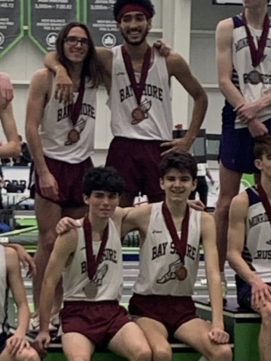 bshs_athletics's tweet photo. Congrats to @BayShoreSchools boys T &amp; F 4x800 relay of J.Gogarty, T. Belford, P.Bagattine, &amp; D. Beggins on placing 2nd in @NYSPHSAA and 4th in the NY Federation. An amazing season! Can’t wait for Spring! @Greater_LI @MileSplitNY @HokaLIMile @BayShorePatch @BayShoreHSPE https://t.co/JFuwtQZyvi