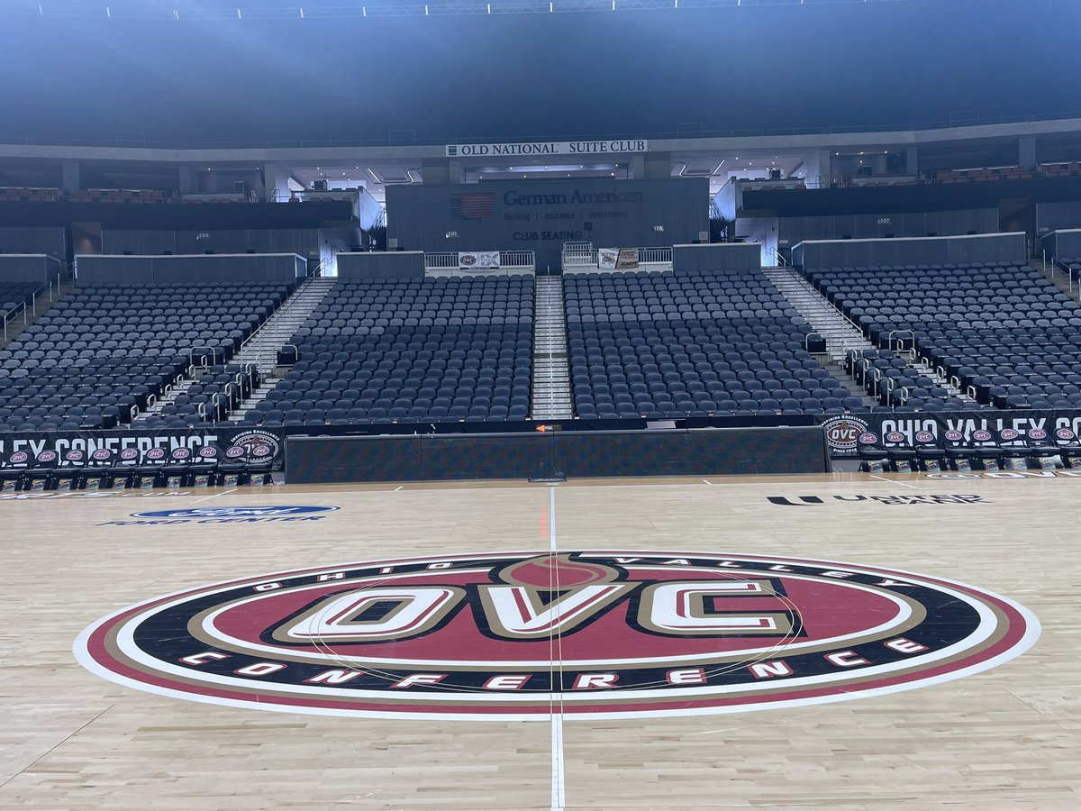 TTellitocci's tweet image. One last @OVCSports Basketball Championship game from the @TheFordCenter in Evansville! #OVCit #OVCTourney