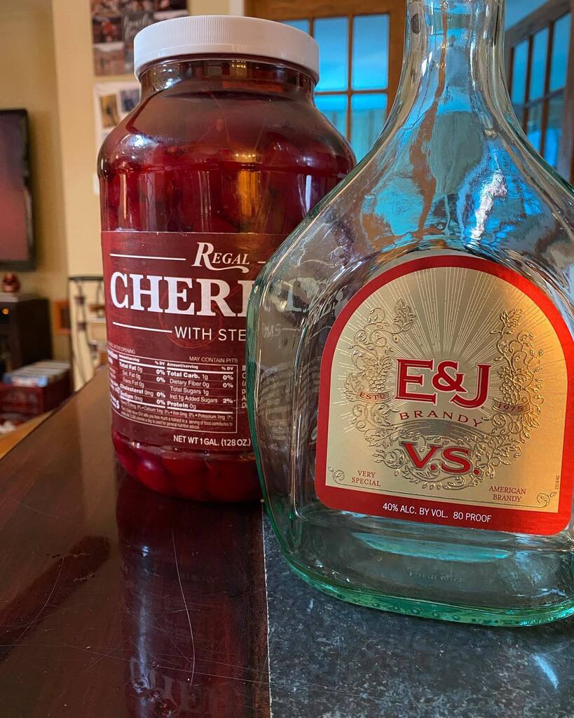 CHopkinsAK's tweet image. Cherries now soaking in brandy. They should be ready just in time for the holidays. #cherries #chocolatecoveredcherries #candymaking instagr.am/p/CpYsTh1PbpD/