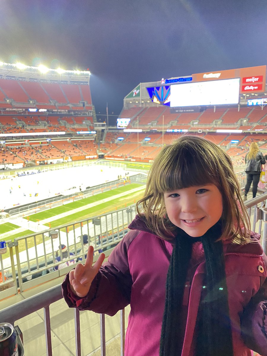 Let’s go Monsters!! <a href="/monstershockey/">x-Cleveland Monsters</a> #lighttheland #monstershockey #outdoorclassic