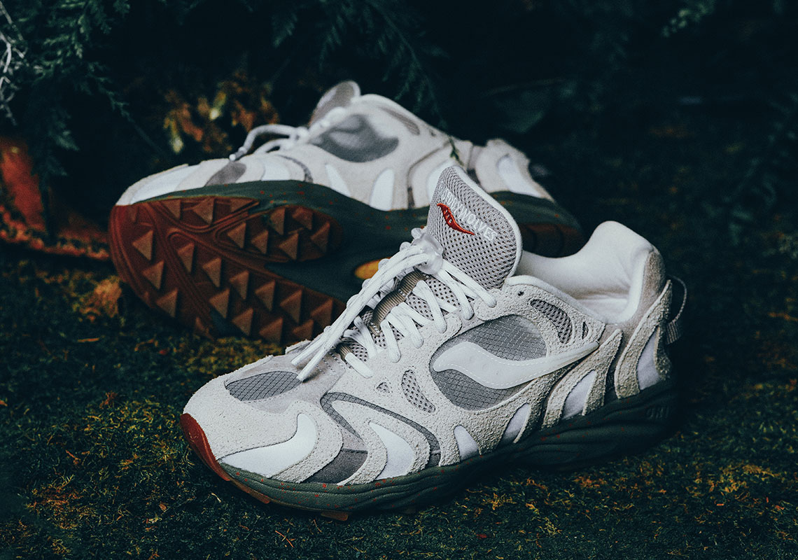 SneakerNews's tweet photo. The Raised By Wolves x Saucony Grid Azura 2000 is releasing on March 13th 🐺 https://t.co/08G5q4cKiW