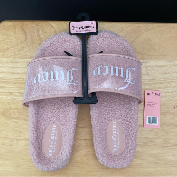 volnayD's tweet photo. So good I had to share! Check out all the items I'm loving on @Poshmarkapp from @wallet_broken #poshmark #fashion #style #shopmycloset #freepeople #planetgold #juicycouture: https://t.co/vxCpNCiMhq https://t.co/MFo7uH0Cds