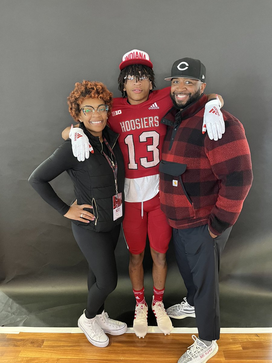 DejayMorton's tweet image. Had a great day at Indiana University thanks so much for having me and my family @MattGuerrieri @Blake_Littman @S_Ruzic @SWiltfong247 @Coach_Patt34 @BigBearsLCFTBL