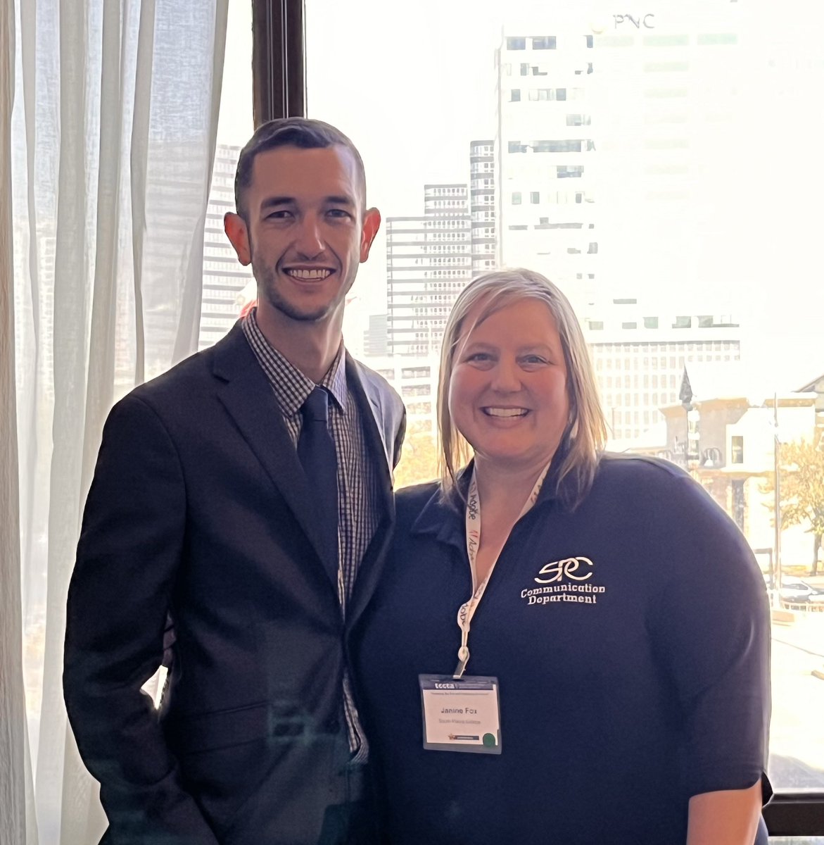 Janine Fox tweet media