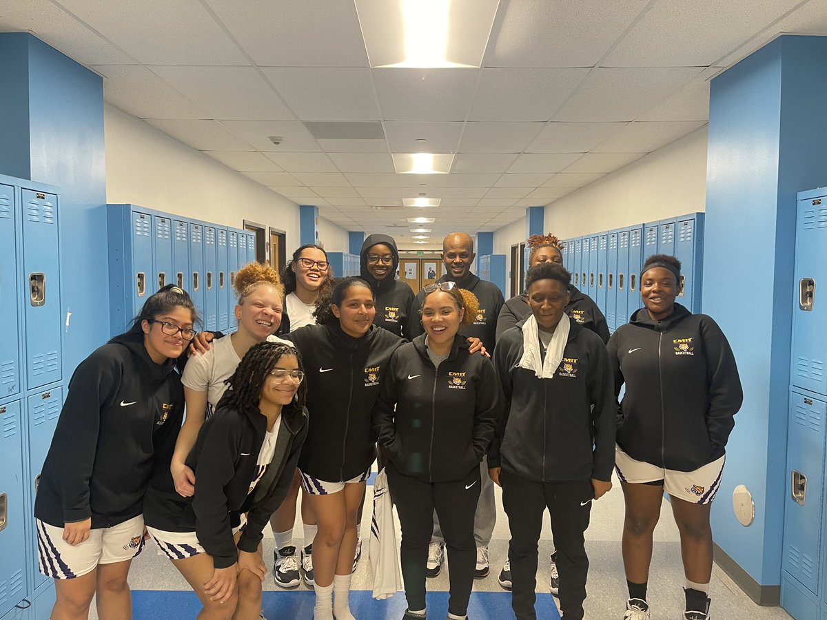 SimpleBaske's tweet image. Great season elite 8 appearance, exceed expectations and will be back !!!