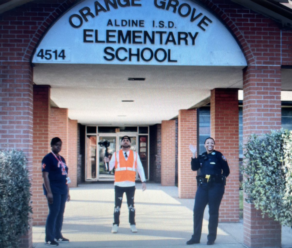 Thank you <a href="/hcec911/">HCEC911</a> for inviting us to participate in shooting a pedestrian safety video. Auto/Ped crashes have increased dramatically since the pandemic. Deputy Jackson represented <a href="/HCSO_VCD/">HCSO Vehicular Crimes Division</a> Always use sidewalks and crosswalks. <a href="/SheriffEd_HCSO/">Ed Gonzalez</a> @HCSO_ChiefLee <a href="/HCSOChiefTommyD/">Tommy Diaz</a>