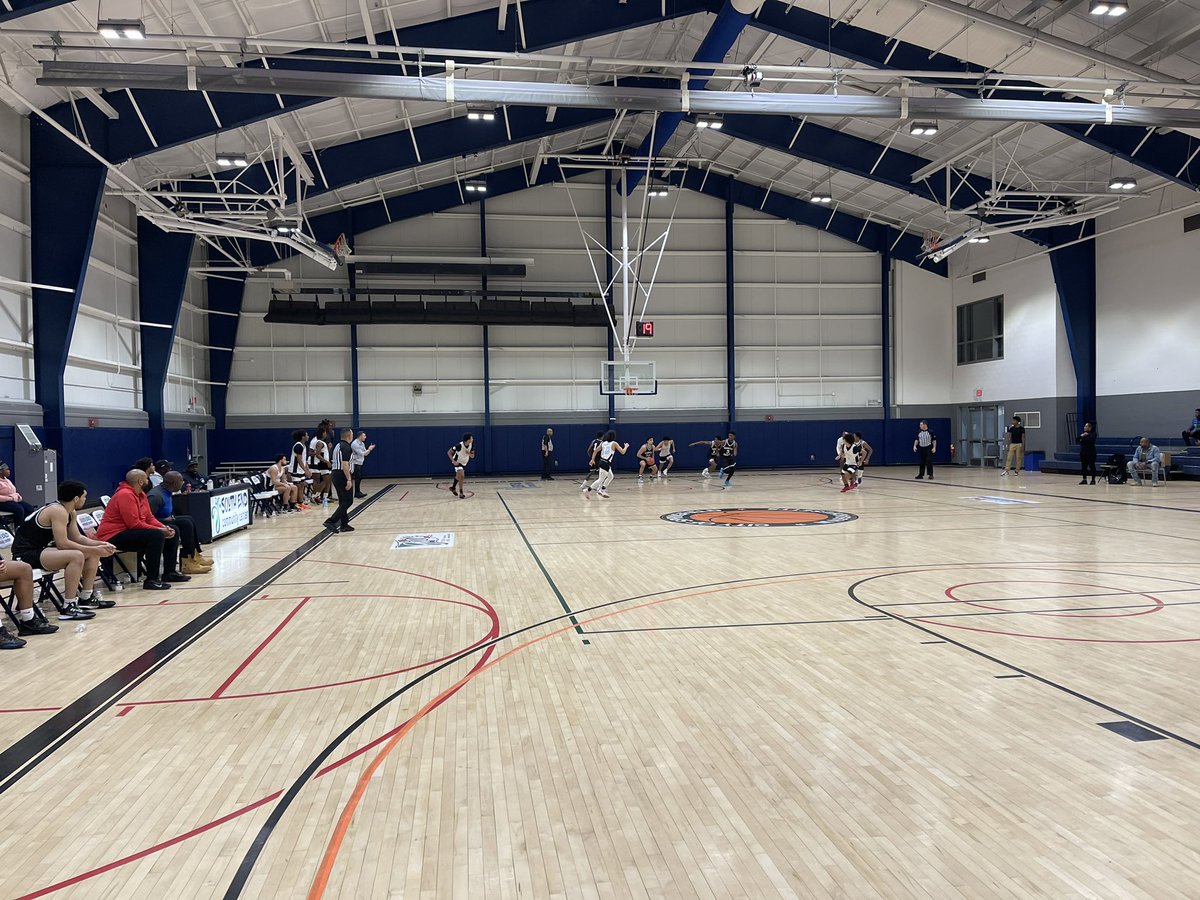 P5Conference's tweet image. 64-61 Busche leads RCA! 3:20 left to go in regulation! 

#P5C