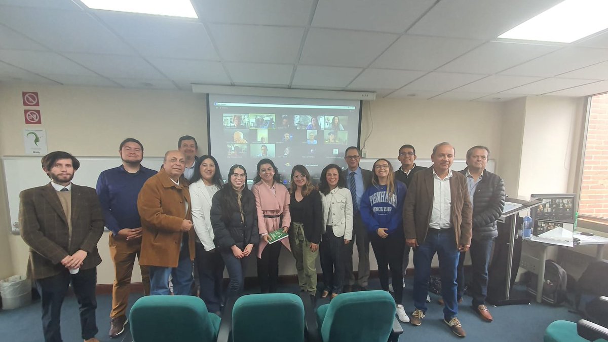 nspacesco's tweet photo. Hoy Asociación Espacial d 🇨🇴 cumplió su cita anual + importante

Asamblea General Anual 2023 con nutrida y valiosísima participación d nuestros asociados y apoyo fundamental e incondicional d @F_UAMERICA miembro organizacional @nspacesco 
Construyendo juntos #DsrrlloEspacial 🇨🇴 https://t.co/egUjhGeIXI