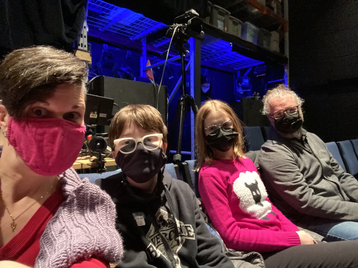 Amy R Neufeld tweet media