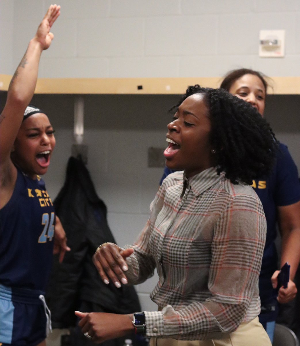 Having fun with it 😁
#ROOUP | #FIREBACK