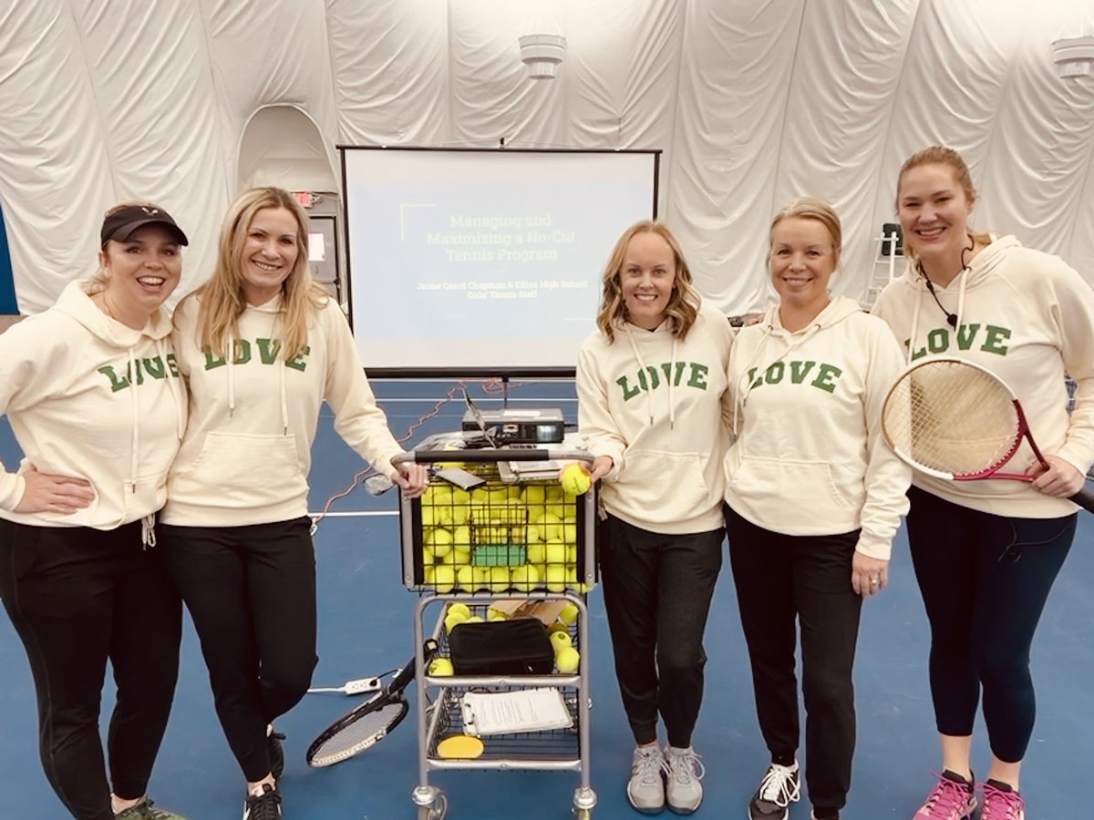 edinahornets's tweet photo. Edina girls’ tennis coaching staff presenting at the MN Tennis Coaches Conference! #Amazing #Hornets https://t.co/39HiygwLZ9