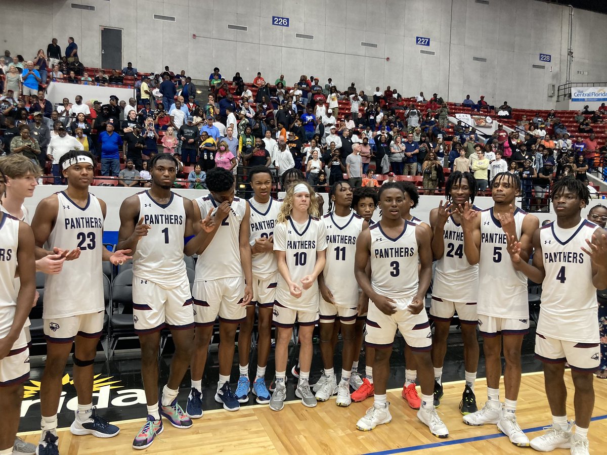 This was a special squad and certainly one of the senior groups I’ll miss most, not just for the players they are on the hardwood, but the humans they are off the court.

So happy I didn’t have to miss these kids or their season this year. Thanks for having me on the journey! :)