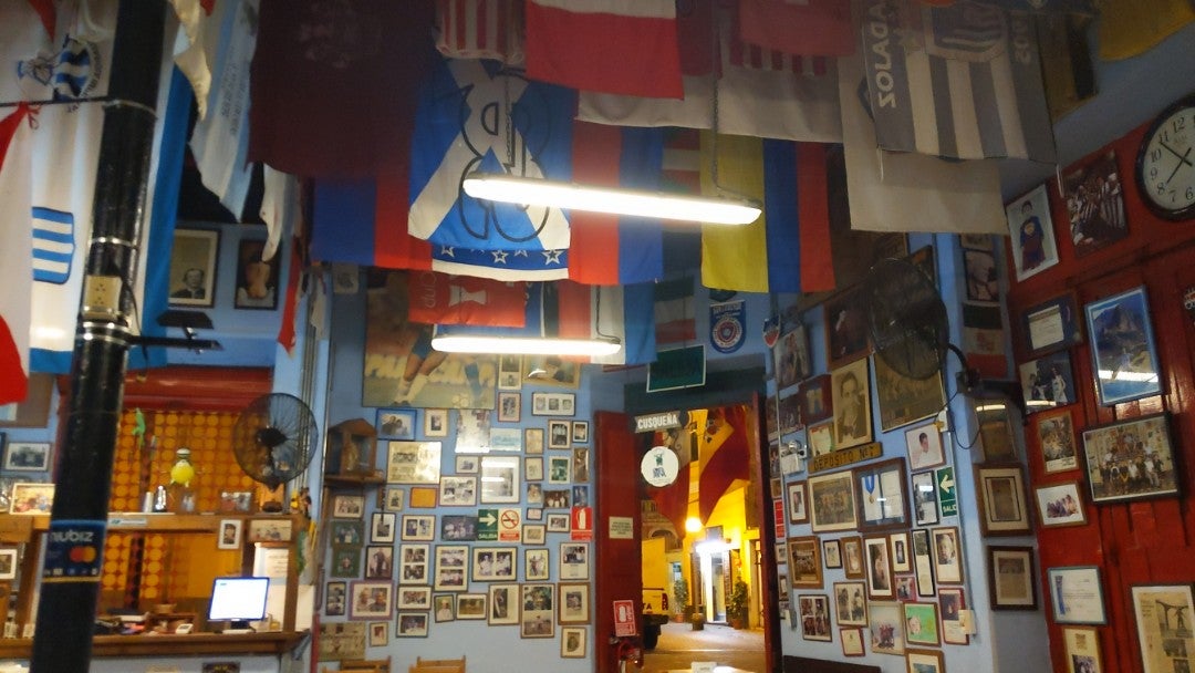 marbowca's tweet photo. Still a local fave for Lori and I (@ Canta Rana in Barranco, Lima w/ @lsbvirtual) https://t.co/YjLKPXHaZ1 https://t.co/nLTKJvWfVc