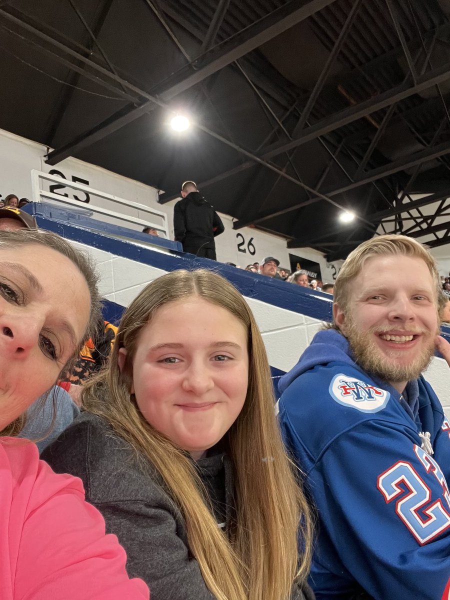 DeededStakley's tweet photo. #kwingsphoto https://t.co/iczfKSPFoZ