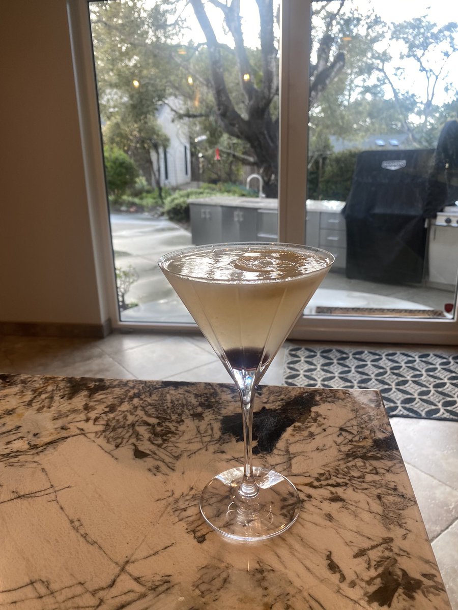 lotsanuts's tweet image. Cheers! Let’s enjoy Saturday night!