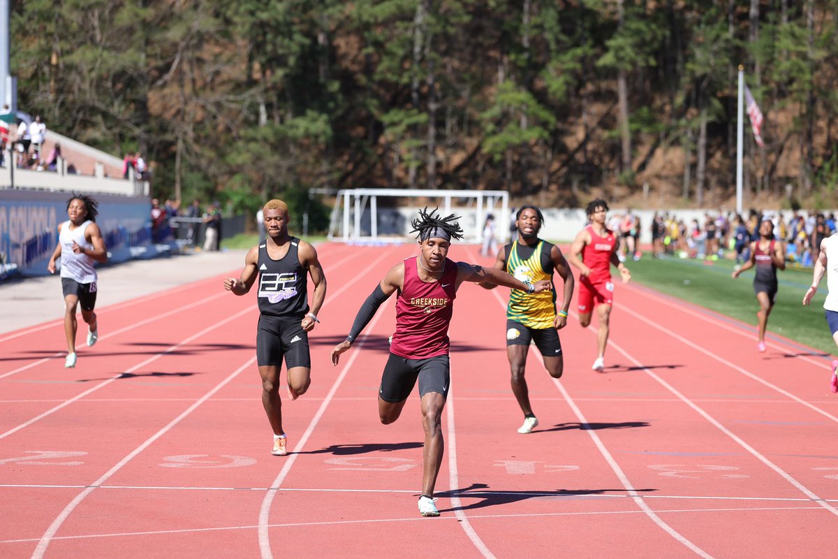 The start and the finish! 🥇<a href="/Jaylen_Marsh/">Jaylen “Chosen” Marsh</a> 📸 <a href="/IQueMediaGroup/">IQue Media Group</a>