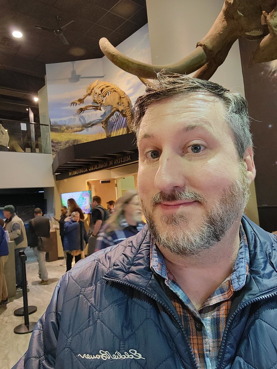 docsloth's tweet image. Hey @slothgirlmel. Check it!
#SlothButt