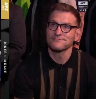 SuperSaiyanMMA's tweet photo. 😭 If “I’m fucked” was a picture. #UFC285 https://t.co/k8JdA3Pirp