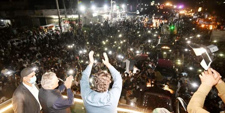 RazaDharijo's tweet image. Mian Chanu ❤️🖤💚🙏

#AwamiMarch 2022