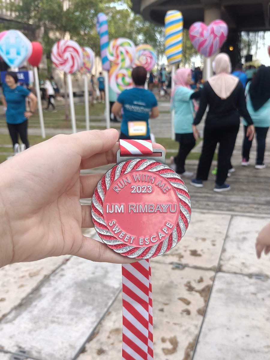 wanakmal_wz's tweet photo. Lets go #RunWithMe on my side and by my side. 🏃♀️🍭
Event : Run With Me 2023 (10 km)
Date : 05 Mac, 2023 (Sunday)
Venue : The Arc at IJM Rimbayu, Kuala Langat
#JomRun #IJMRimbayu https://t.co/C4TQ2OdDU5