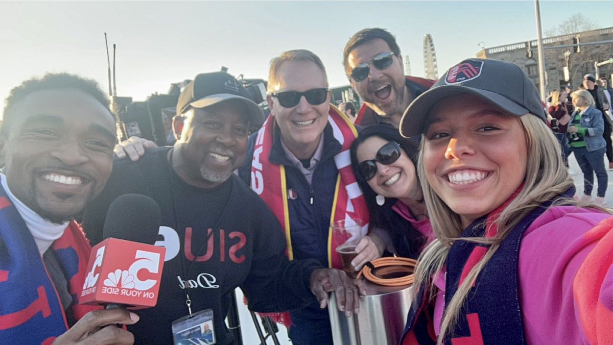 Inaugural fun with <a href="/ksdknews/">KSDK News</a> and <a href="/stlCITYsc/">St Louis CITY SC</a> at City Park today! Thanks for making it memorable! ❤️💙 #ToastedRavioli