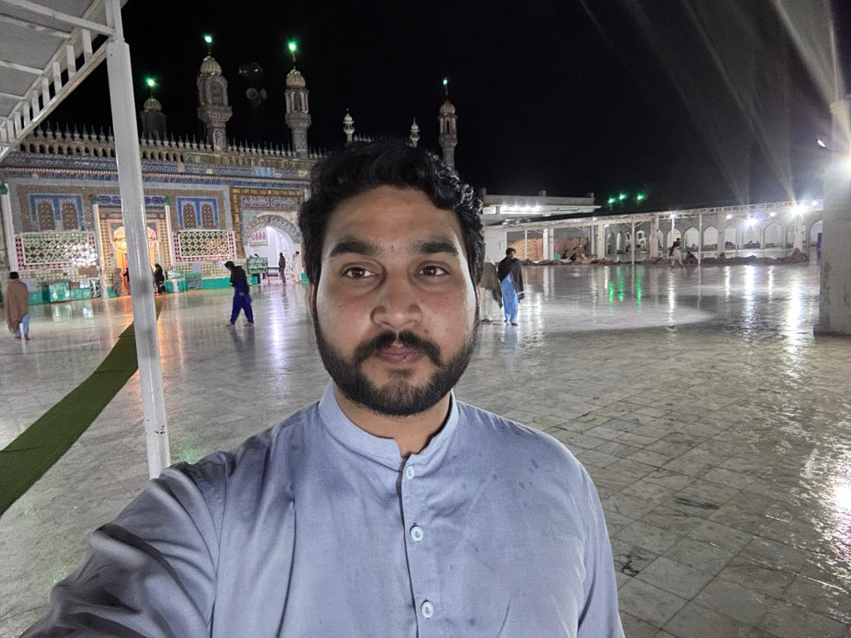 MusheerNaqvi2's tweet photo. #darbarsultanbahoo
#headtrimmu
#jhang https://t.co/mPELciOOl3