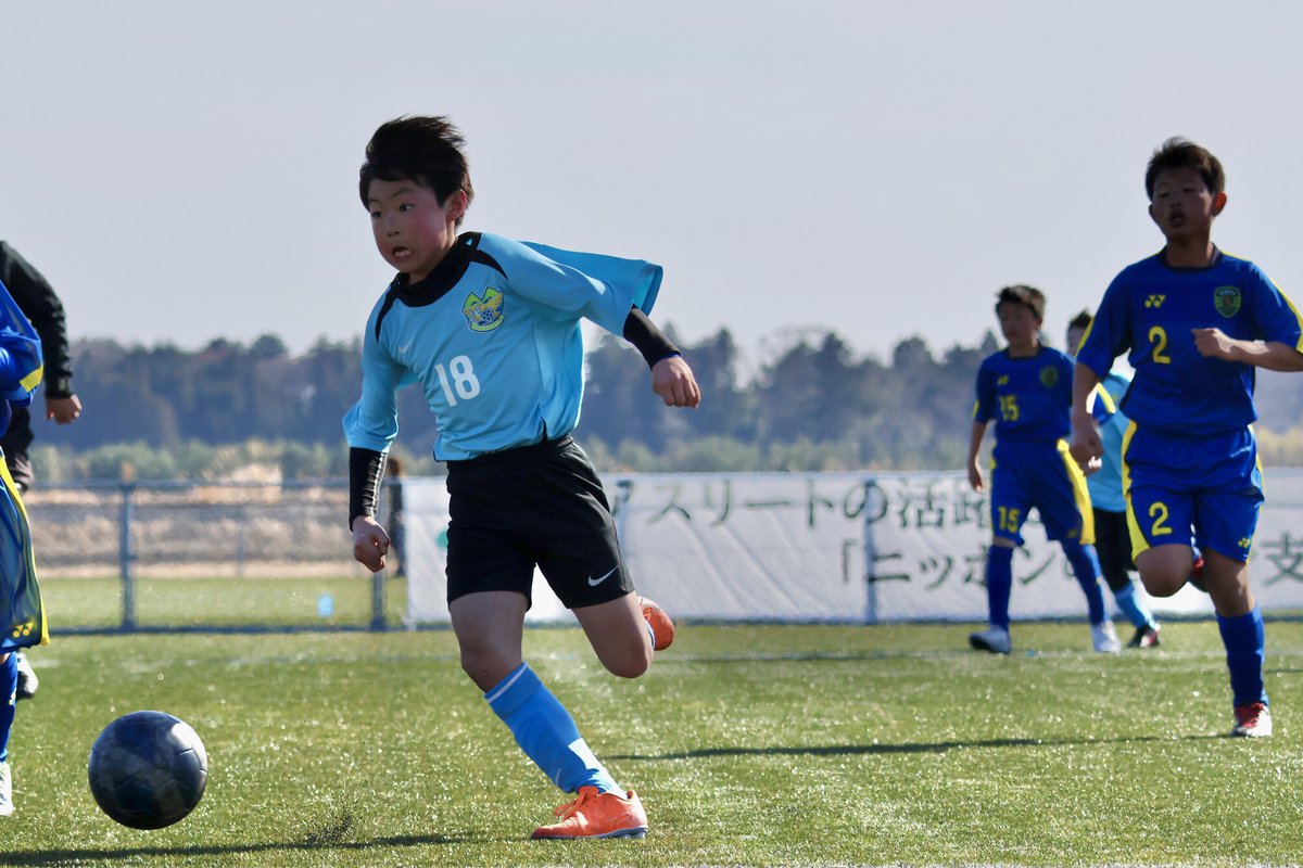 zennoh_sports's tweet photo. ⚽️JA全農杯全国小学生選抜サッカーin東北🍑
【フレンドリーマッチ】
#向中野FC(岩手)と #Espelt(秋田)の試合は、2-2で引き分け!
両チームともお疲れ様でした👍💐
「ニッポンの食」パワーで がんばれ!🇯🇵
#チビリンピック #JA全農杯 #チビリンサッカー #全農 https://t.co/EdvuokoNym