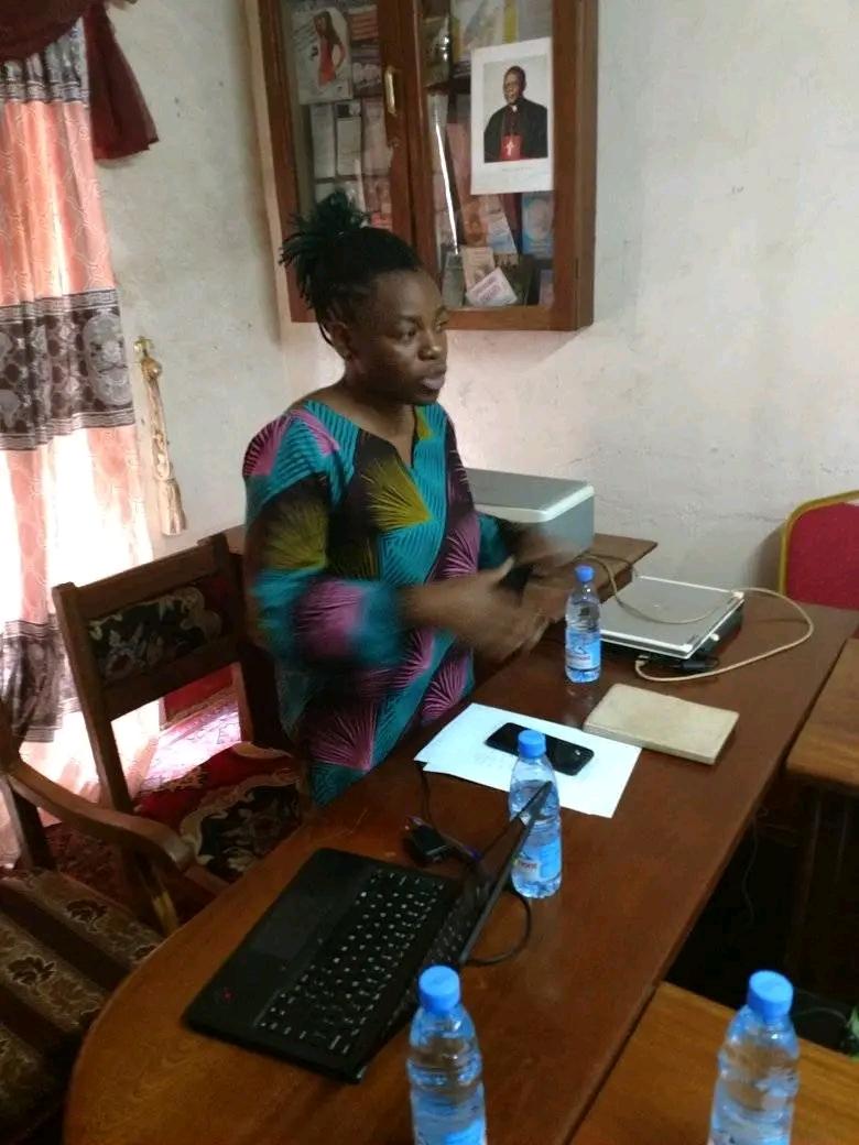 IAN_Cameroon's tweet photo. IAN Cameroon ready for an eventful 2023 as Bamenda youth leaders take a fresh commitment to community engagement and self-development following the IAN model during a meeting held on 21/01/22 in Bda. https://t.co/i2CuYEJGUv