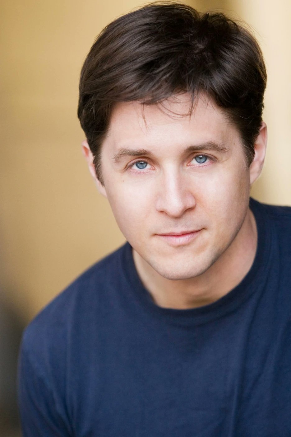 Happy birthday Yuri Lowenthal! 