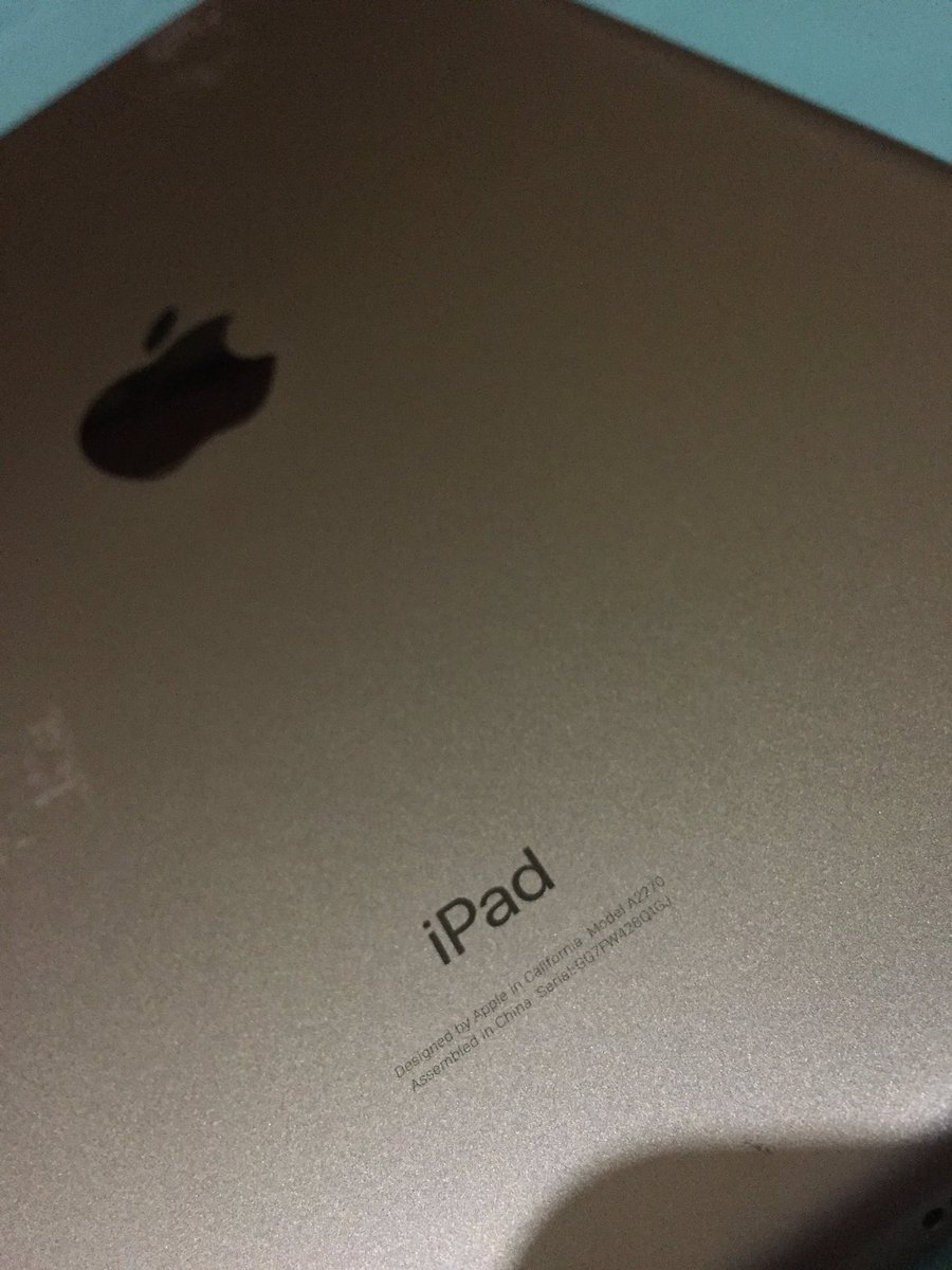 nahurenmin's tweet photo. FOR SALE wts lfb ipad 8th gen ph
IPAD 8th gen 128gb
Rosegold
Updated IOS
128gb wifi only
Selling for 15500 nego)
With free stylus pencil (worth 2k)
LADY OWNED - 1 yr old.

Issues: Screen replaced, no touch id.
No other flaws, buy at your own risk.

Rfs: upgrade https://t.co/kNIGoomY3M